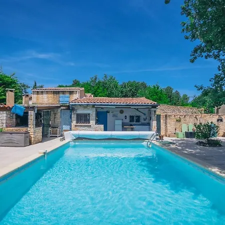 Semesterbostad Avec Piscine Et Studio, Sejour Convivial !
