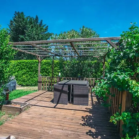 Avec Piscine Et Studio, Sejour Convivial ! Semesterbostad *